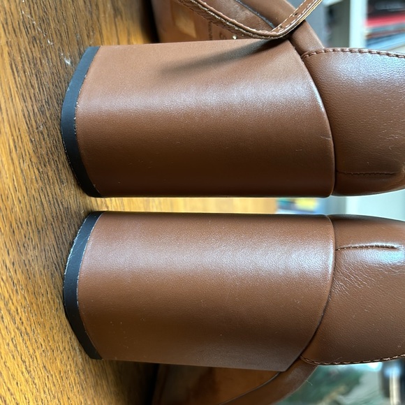 Coach maya c-buckle leather heels - Picture 4 of 9